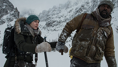 Alex (Kate Winslet) e Ben (Idris Elba) em Depois Daquela Montanha