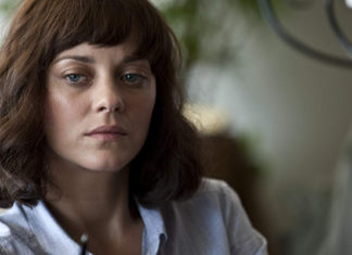 Marion Cotillard em Contágio (2011)